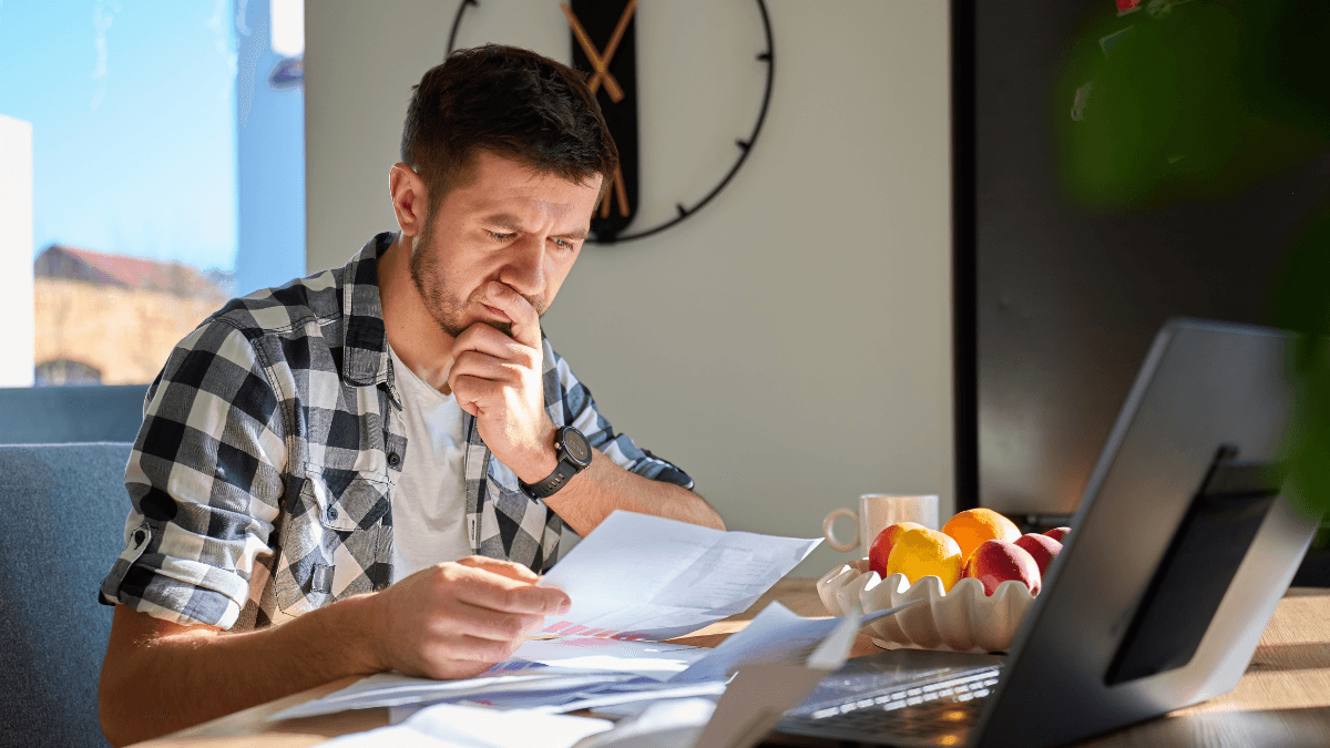 Small business owner comparing sole trader and limited company options in the UK