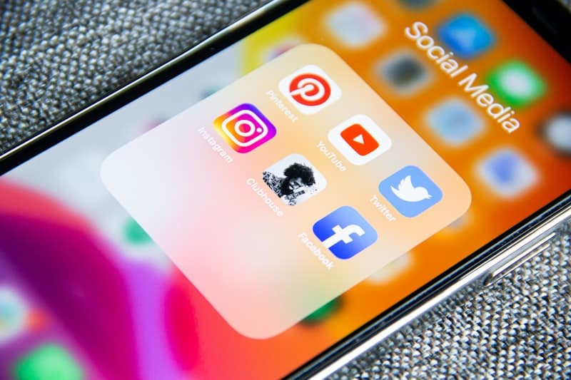 Facebook & Instagram Ads