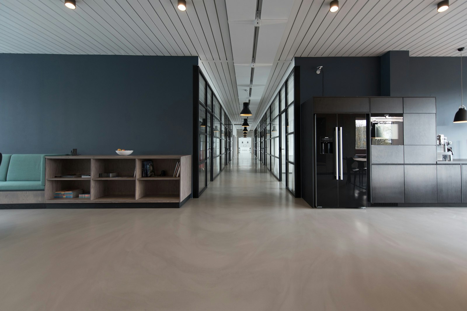 Modern workspace